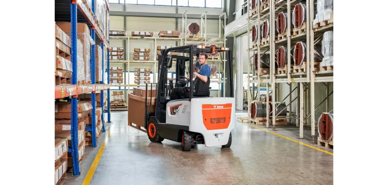 Xe nâng điện 2 đến 3,2 tấn, 4 bánh – Dòng 7
